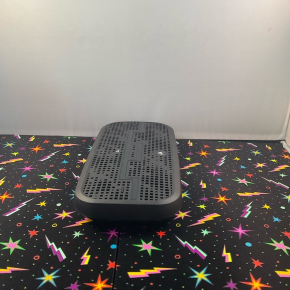 Sol Republic Deck Bluetooth Wireless Speaker -Gunmetal Color - Picture 3 of 8